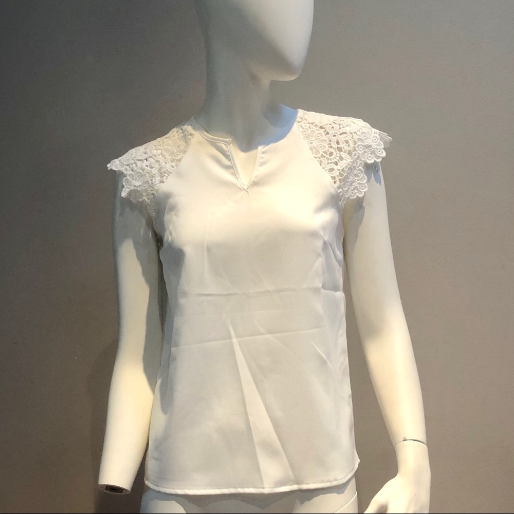 Women’s Shein blouse